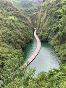 湖北 恩施大峽谷（七星寨+云龍河地縫）、地心谷、土司城、龍鱗宮、女兒城、梭布埡石林 5日游