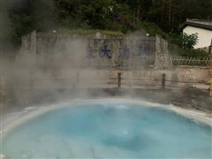 云南大理崇圣寺三塔、芒市勐煥大金塔、傣族古鎮(zhèn)、勐巴娜西珍奇園、瑞麗一寨兩國(guó)、告姐國(guó)門、騰沖國(guó)殤墓園、熱海公園、銀杏村、司莫拉佤族村寨 雙飛6日游【一價(jià)全含純玩無(wú)購(gòu)物，導(dǎo)游全程陪同帶隊(duì)，直飛大理不繞路的