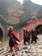 新疆烏魯木齊 達(dá)坂城古鎮(zhèn)、天山托木爾大峽谷、慕士塔格峰、喀拉庫(kù)勒湖、白沙湖、喀什老城（深度體驗(yàn)）、網(wǎng)紅139胡楊秘境公路、吉尼斯世界紀(jì)錄胡楊林（沙雅塔河濕地胡楊林）、約特干故國(guó)、澤普金胡楊林、天山天池