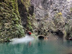 恩施大峽谷-云龍地縫、屏山大峽谷、地心谷、土家女兒城、梭布埡石林、浪漫宣恩、文瀾橋、觀墨達(dá)樓 雙高5天【藏于大山深處的世外桃源】